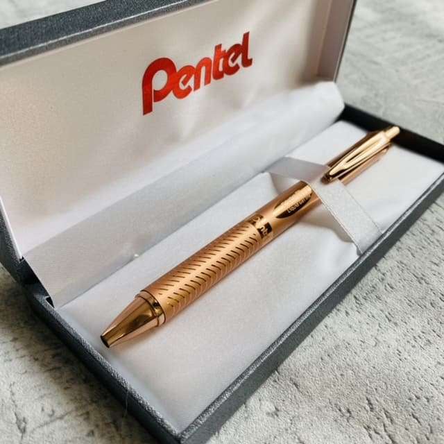 Pentel Energel Gel Tintenroller rosegold Geschenke für die weiterführende Schule